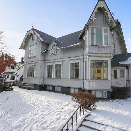Sudurgata - Authentic Reykjavik Style Apartment Buitenkant foto
